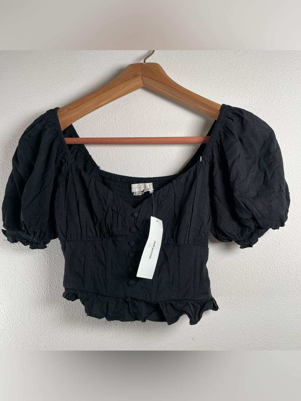 NEW Urban Outfitters Smocked Puff Sleeve Crop Top Black Size S coquette girl